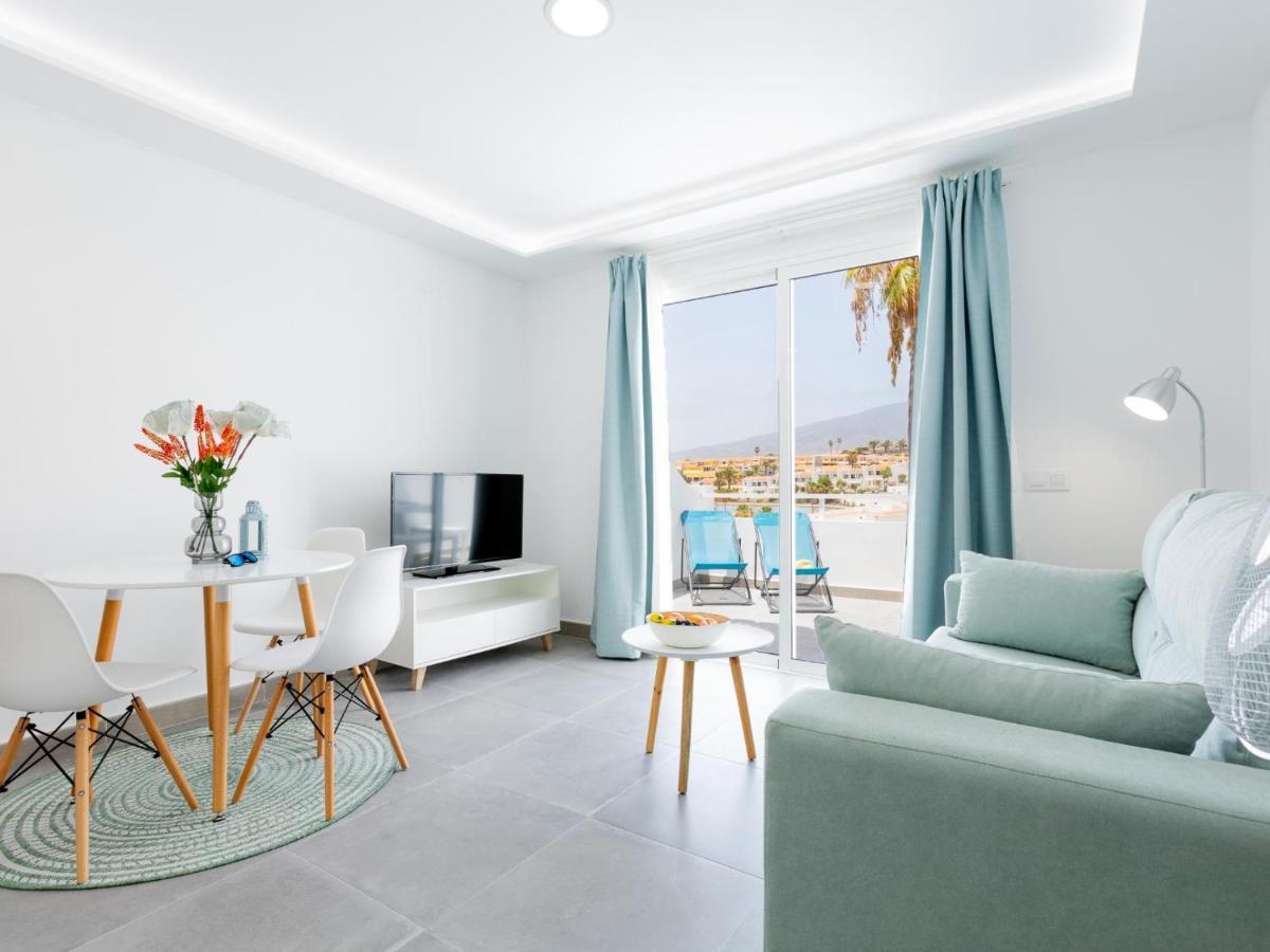 487 B Island Village Apartment *